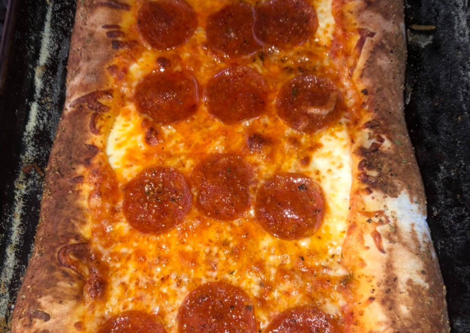 Garlic & herb cheesy Stuffed crust pizza Recipe by Chef Nena Cookpad