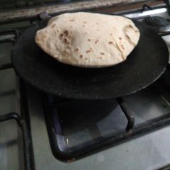 A picture of Phulka/Soft Roti.