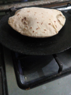 A picture of Phulka/Soft Roti.
