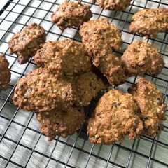 A picture of Oat coffee cookies.