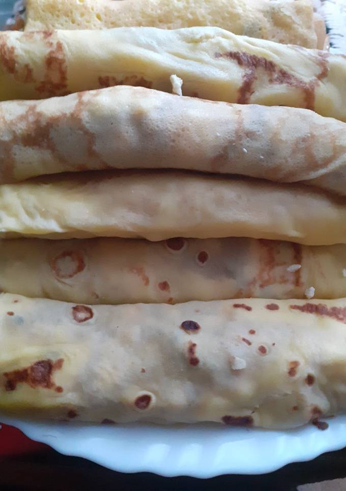 Млинці з сиром та родзинками