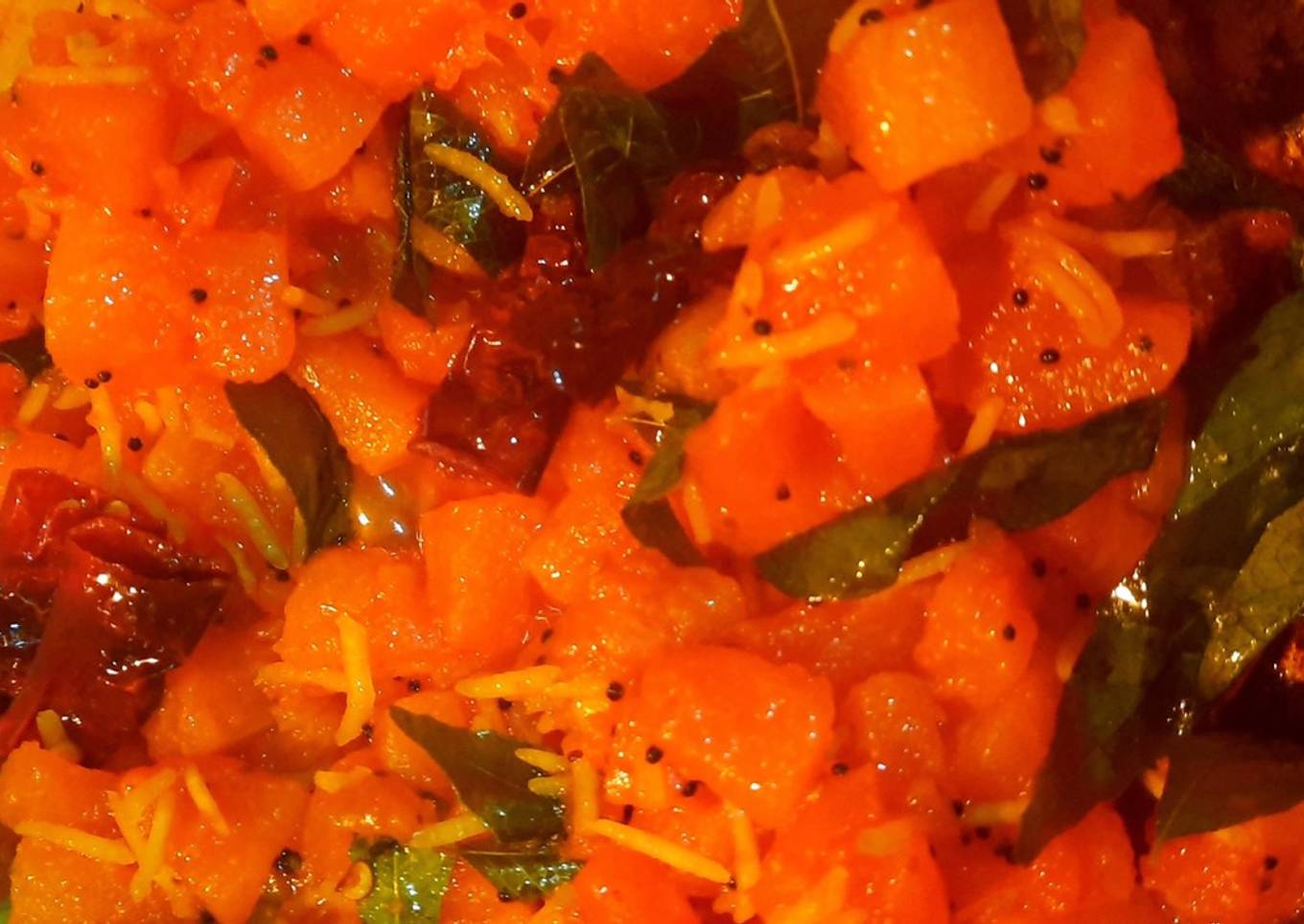 Ripe papaya stir fry