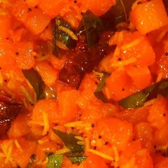 A picture of Ripe papaya stir fry.