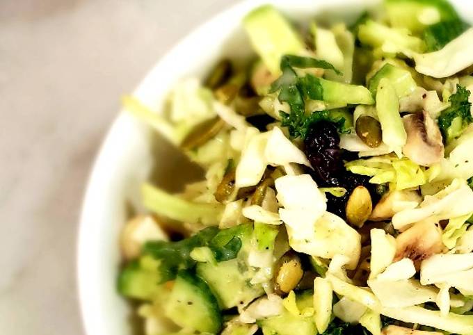 Sweet kale and raw mushroom salad