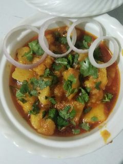 બટેકા ની સબ્જી(Bateka Sabji Recipe in Gujarati) રેસીપી મુખ્ય ફોટો