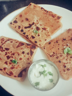 சீஸ் பேர்ஸ்ட்.(cheese paratha recipe in tamil) செய்முறை முக்கிய புகைப்படம்