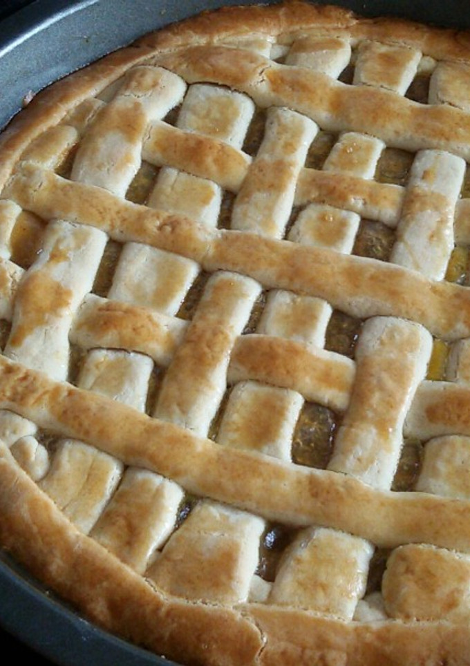 Una foto de Pasta frola casera! ! riquísima súper fácil! !! Debés hacerla!!