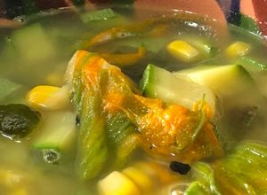 Una foto de Sopa de Milpa