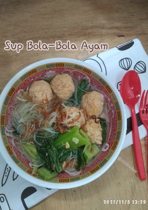 Foto resep *Sup Bola-Bola Ayam*