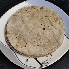 A picture of Pearl millet roti.