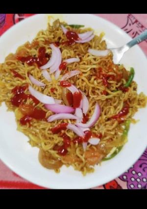 A picture of Instant Maggi.