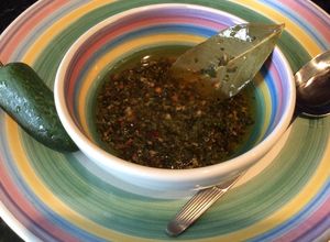 Una foto de Salsas Chimichurri Estilo Argentino (2. Salsa Chimichurri Picante)