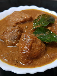துண்டு மீன் குழம்பு (Thundu Meen Kulambu Recipe in Tamil) செய்முறை முக்கிய புகைப்படம்