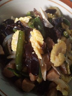 Foto resep Tumis Jagung Muda, Jamur Kuping, Bakso