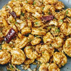 A picture of Schezwan Prawns.