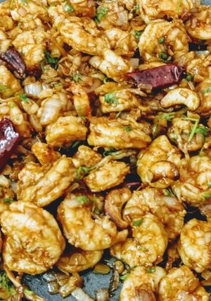 A picture of Schezwan Prawns.