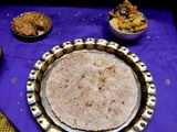 बाजरीची भाकरी (Bajrichi Bhakri Recipe In Marathi)