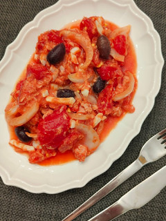 Foto principal de Mojete murciano, ensalada de tomate de bote con atún y huevo