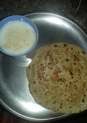 A picture of Cauliflower Parantha.