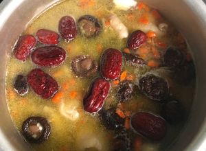 Hình của món Canh gà hầm.