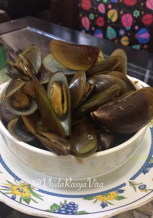 Foto resep Kerang Hijau Rebus Bumbu Kuning Ala Bunda ViRasya