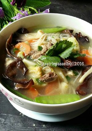 Foto resep Sup ayam jamur(kimlo)