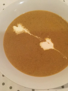 Una foto de Crema de carne con verduras