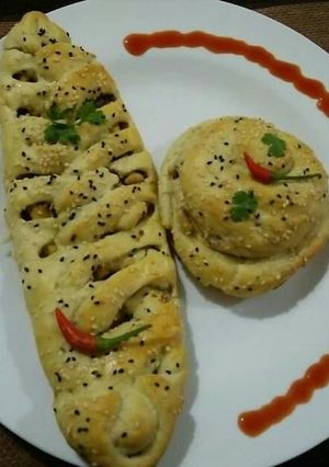 A picture of Chicken Bread💛.