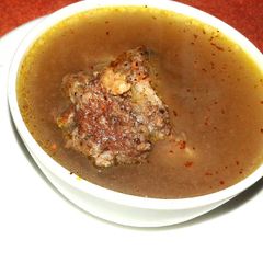 A picture of Chillie beef broth.