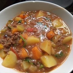 A picture of Minced meat potatoes stew.