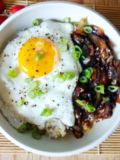 Foto resep Rice Bowl Bawang Karamel