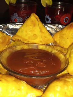 Aloo samose रेसिपी मुख्य फोटो