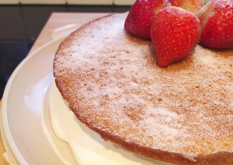 How to Make Homemade Victoria sponge cake