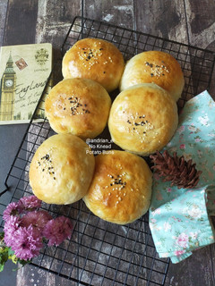 Foto resep No Knead Potato Buns
