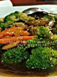 Foto resep Brokoli jamur tumis tiram👌