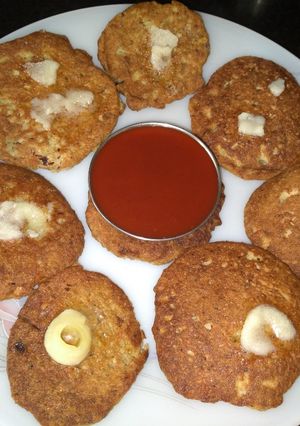 हिमाचली स्टाईल भल्ले : (himachali style bhalle recipe in marathi) रेसिपी चे मुख्य फोटो 