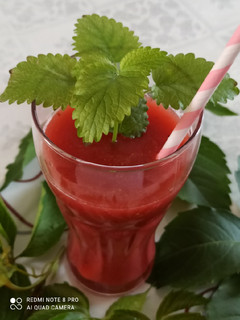 Mézes, eper 🍓ital recept fotója