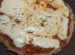 Una foto de Pizza de avena SIN HARINAS !!!!!