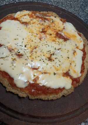 Una foto de Pizza de avena SIN HARINAS !!!!!