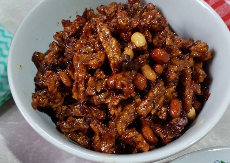 Kering tempe kacang tanah