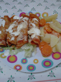 Una foto de Tacos Guachichiles (Tacos Rojos)