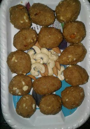 A picture of Wheat flour and khoye ki pinni.