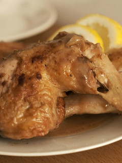 Una foto de Pollo con la mejor salsa de limón que he probado!