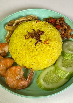 Foto resep Nasi kuning rumahan yg simple