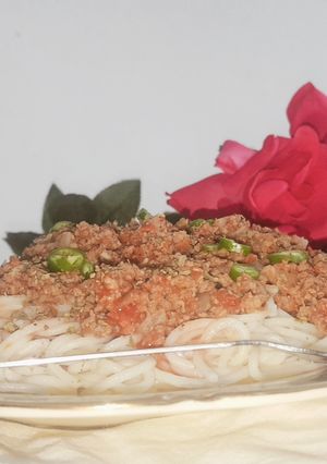 A picture of Easy Spaghetti Bolognese.