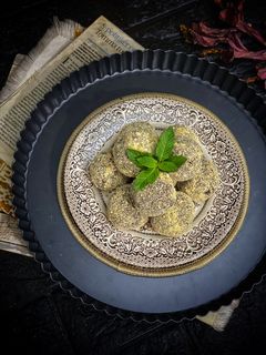 صورة لوصفة كرات البسكويت بالشوكلاته