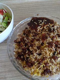 عکسی از دستور عدس پلو با کشمش