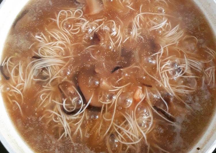 Cara Gampang Membuat Mee Sua/Misoa Soup Anti Gagal