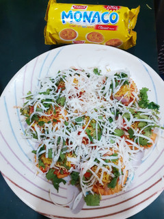 મોનેકો ટોપિંગ્સ (Monaco toppings Recipe In Gujarati) રેસીપી મુખ્ય ફોટો