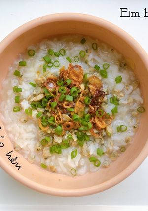 Hình của món Ăn dặm cùng 🐬: cháo hến.